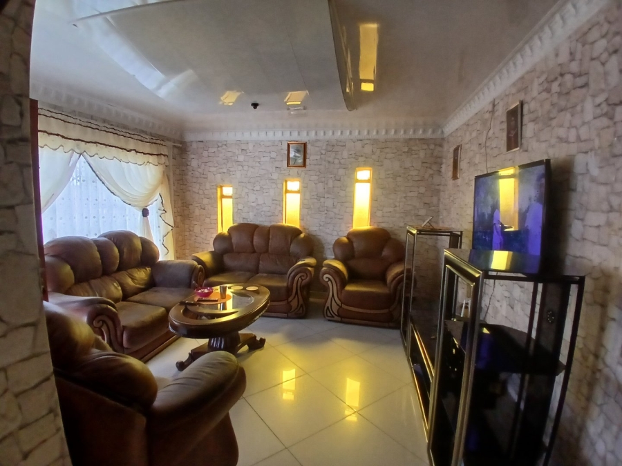 3 Bedroom Property for Sale in Maokeng Free State